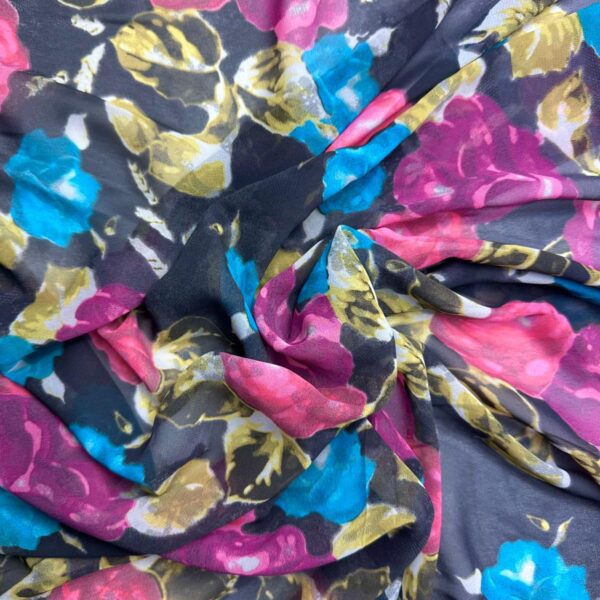 voal imprimat floral fond negru