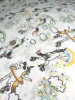 Material pentru lenjerii de pat copii model unicorn pe role - imagine 2