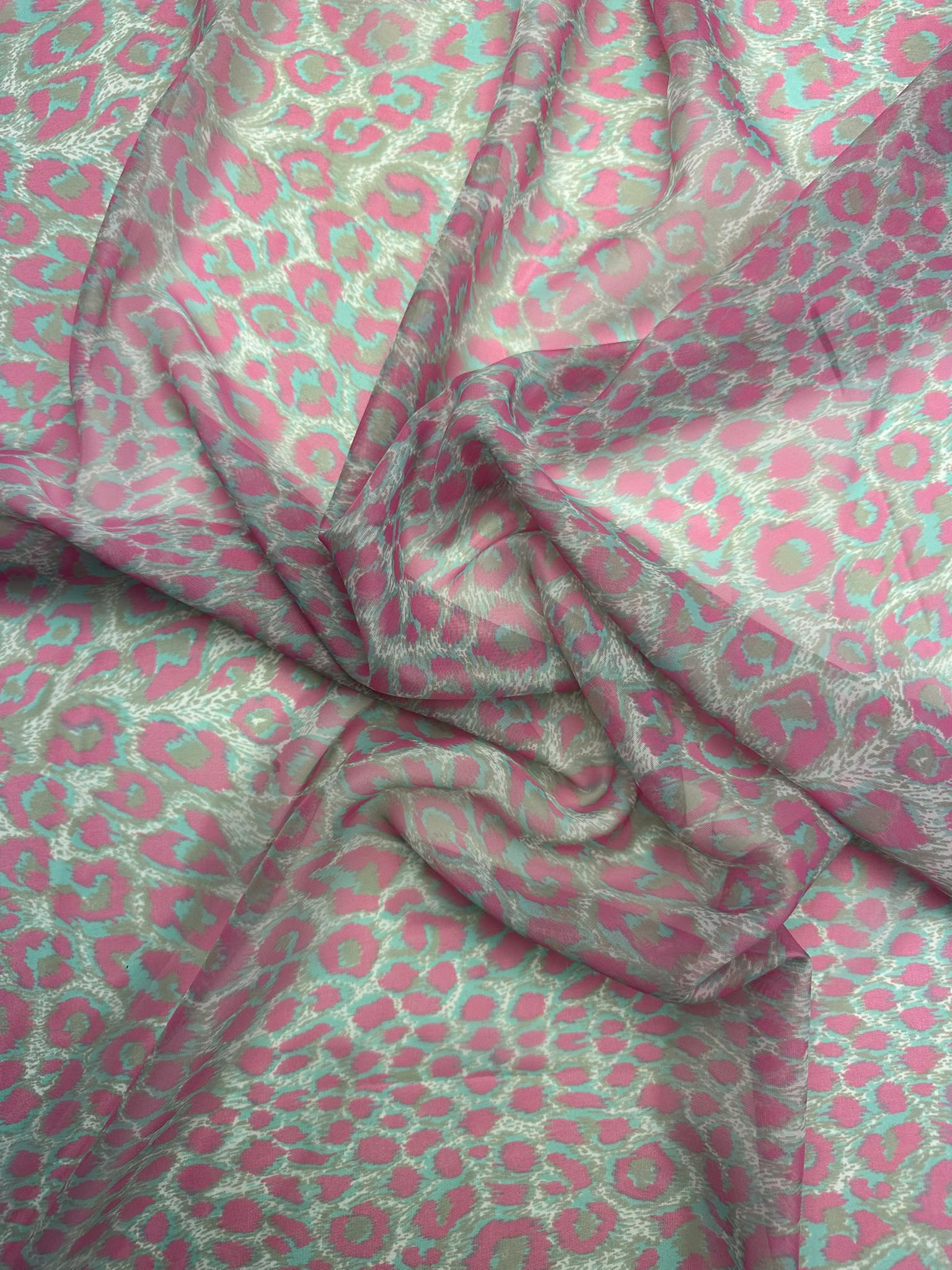 voal imprimat animal print Voal Imprimat Animal Print Roz Turcoaz - imagine 1